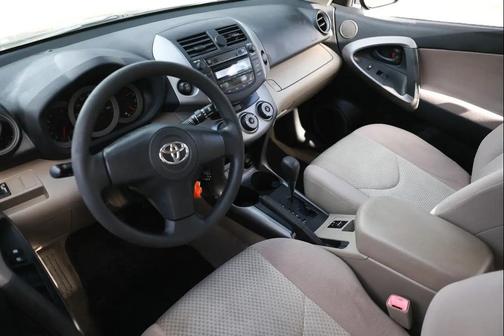 2006 Toyota RAV4 Base