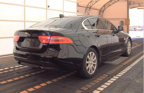 2019 Jaguar XE 25t