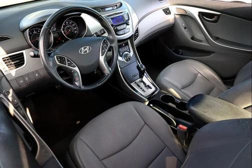2013 Hyundai ELANTRA Limited
