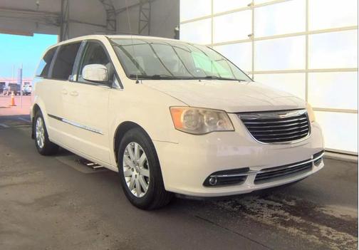 Stone White Clearcoat 2013 Chrysler Town & Country Touring