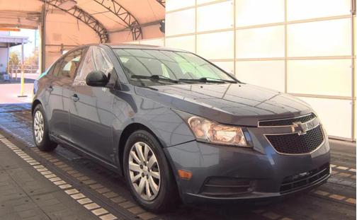 BLUE 2014 Chevrolet Cruze LS