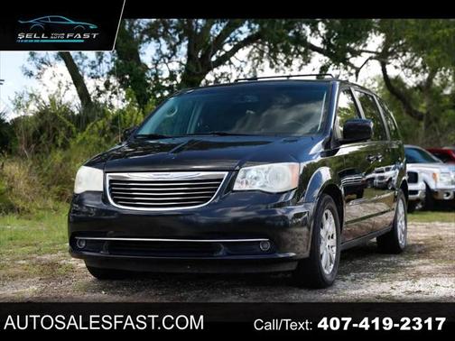2014 Chrysler Town & Country Touring