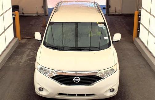 2017 Nissan Quest SV