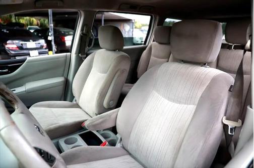 2017 Nissan Quest SV