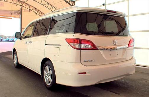 2017 Nissan Quest SV