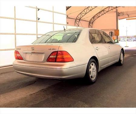 2001 Lexus LS 430 Base