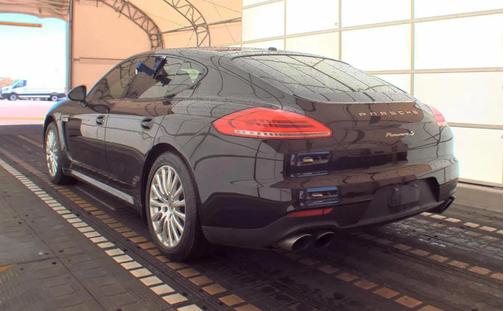 2014 Porsche Panamera 4
