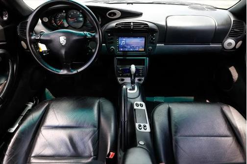 2000 Porsche 911 Carrera
