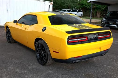 2017 Dodge Challenger SXT