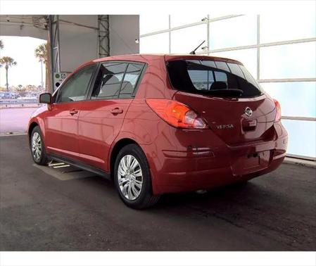 2010 Nissan Versa 1.8 S