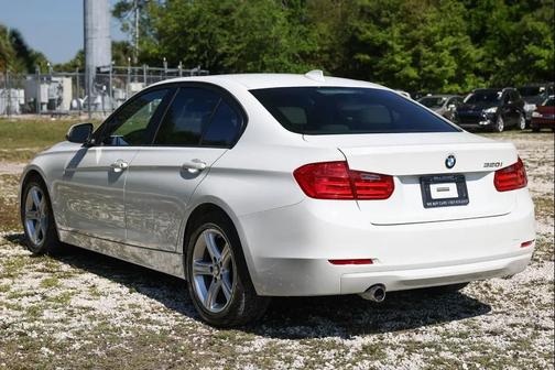 WHITE 2014 BMW 320 i