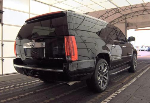 2012 Cadillac Escalade ESV Luxury