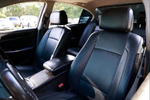 2012 Hyundai Genesis 3.8