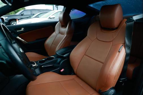 2013 Hyundai Genesis Coupe 3.8 Grand Touring