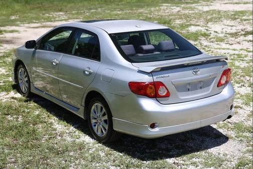 Classic Silver Metallic 2009 Toyota Corolla S