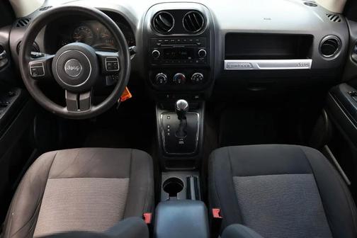 Bright White Clearcoat 2015 Jeep Compass Sport