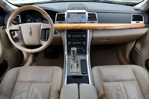 2011 Lincoln MKS Base