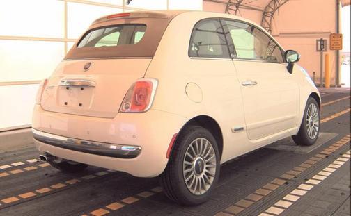 2012 FIAT 500 Lounge