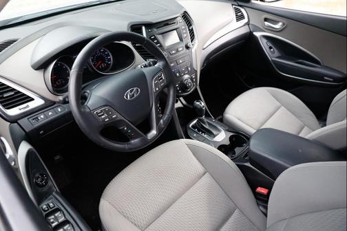 2014 Hyundai SANTA FE GLS