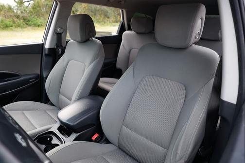 2014 Hyundai SANTA FE GLS