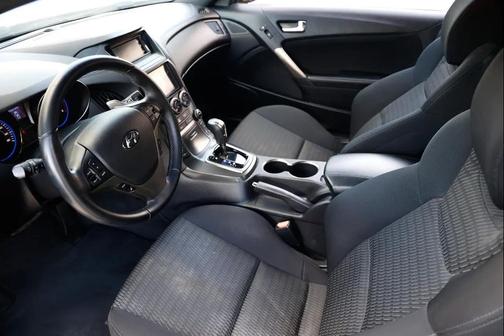 2016 Hyundai Genesis Coupe 3.8 Base