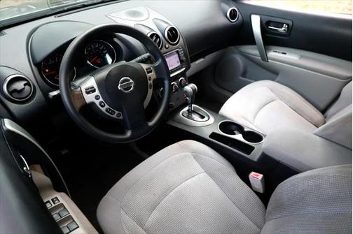 2011 Nissan Rogue SV