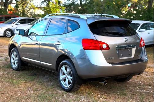 2011 Nissan Rogue SV