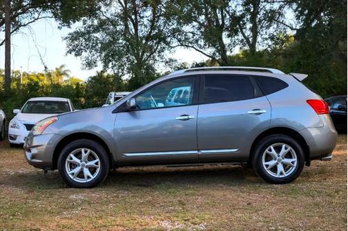 2011 Nissan Rogue SV