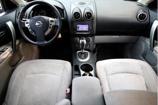 2011 Nissan Rogue SV
