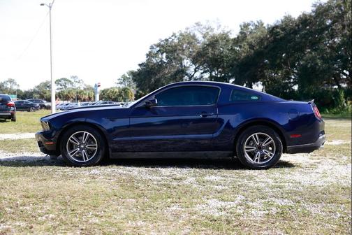 2011 Ford Mustang V6 Premium