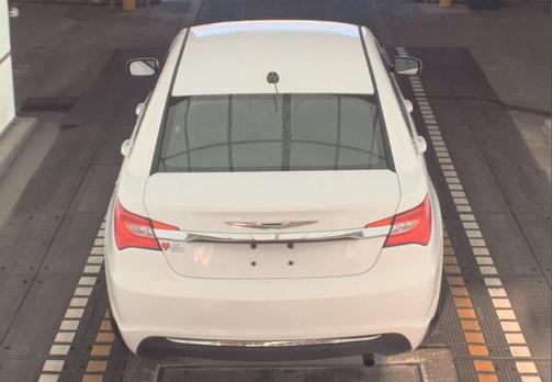 2011 Chrysler 200 LX