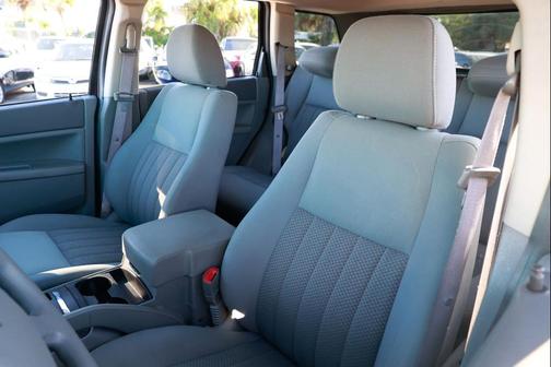 2006 Jeep Grand Cherokee Laredo