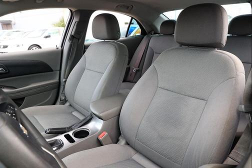 2015 Chevrolet Malibu 1LS