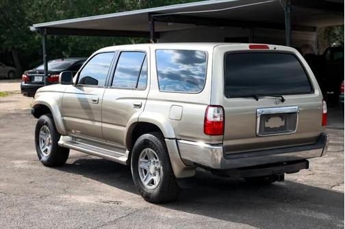 2002 Toyota 4Runner SR5