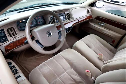 2005 Mercury Grand Marquis GS
