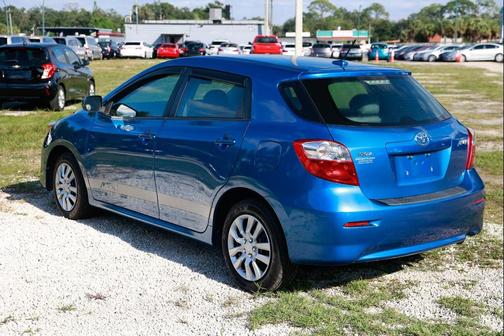 2009 Toyota Matrix Base