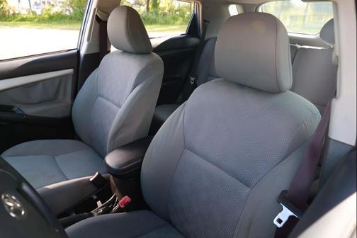 2009 Toyota Matrix Base