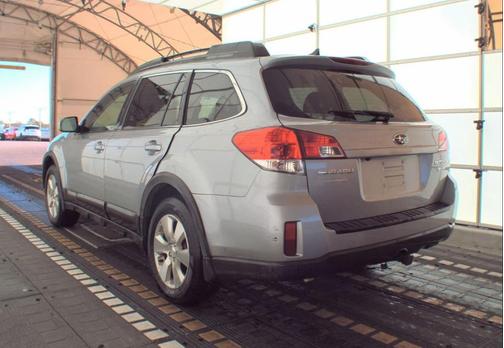 2011 Subaru Outback 3.6 R Limited