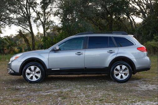 2011 Subaru Outback 3.6 R Limited