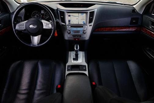 2011 Subaru Outback 3.6 R Limited