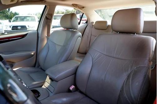 2004 Lexus ES 330 Base