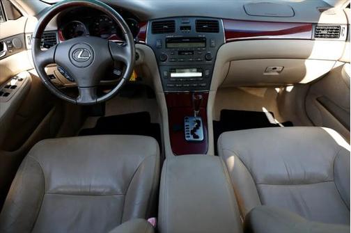 2004 Lexus ES 330 Base