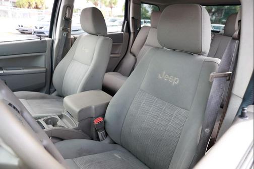 2007 Jeep Grand Cherokee Laredo