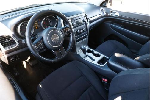 2012 Jeep Grand Cherokee Laredo