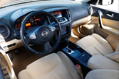 2011 Nissan Maxima S