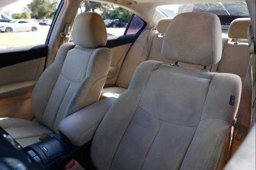 2011 Nissan Maxima S