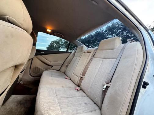 2010 Nissan Altima 2.5 S