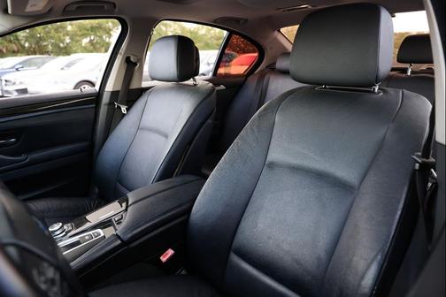 2011 BMW 528 528i