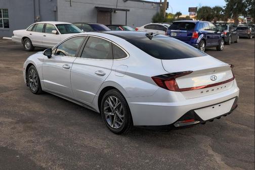 2021 Hyundai SONATA SEL