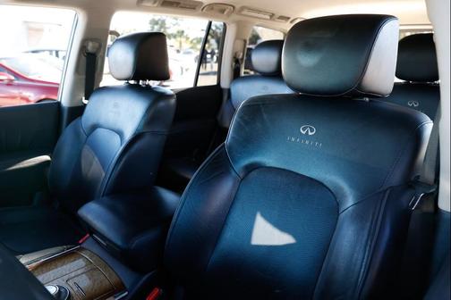 2012 INFINITI QX56 Base